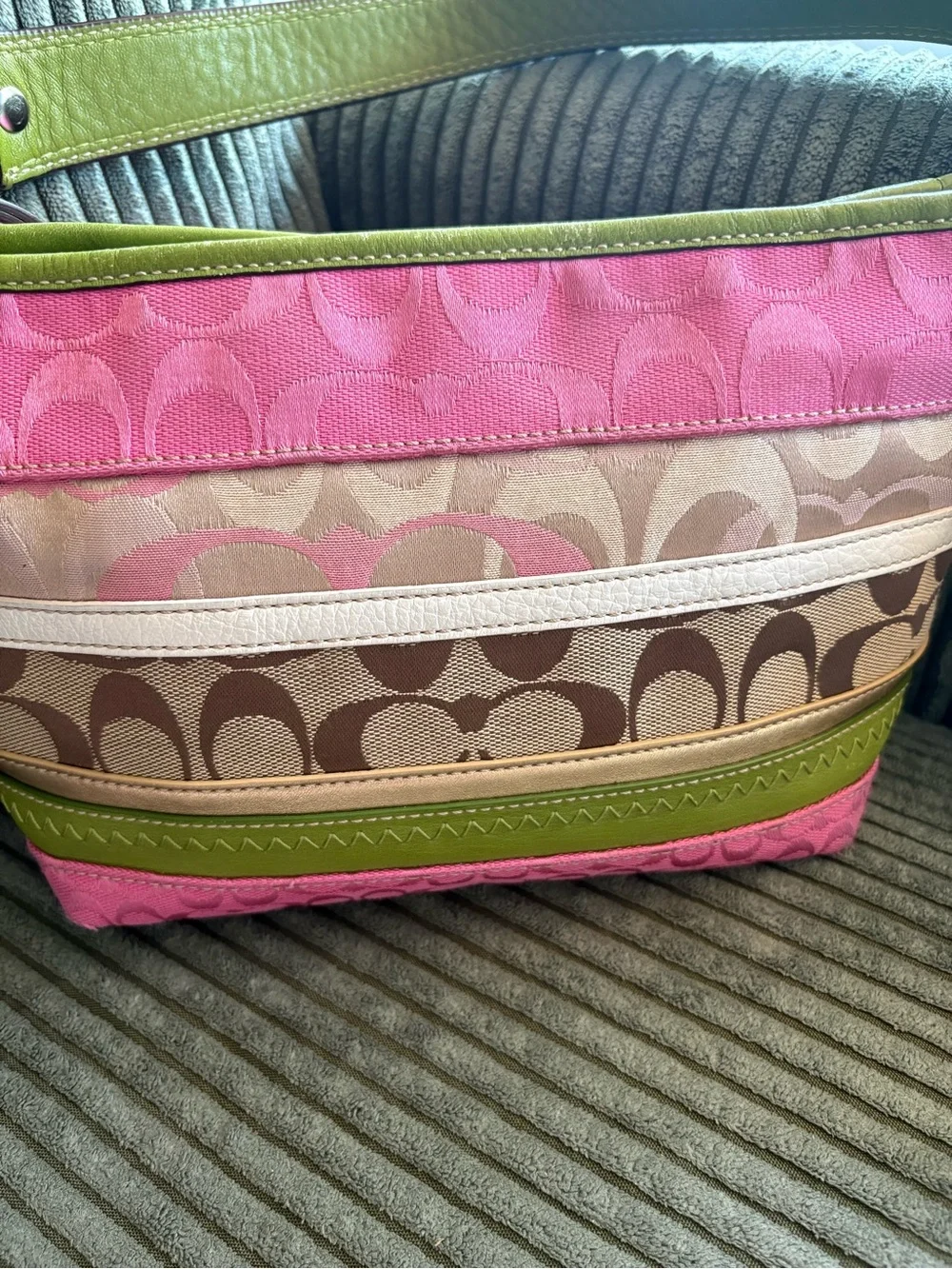 ✨RARE✨ Coach Bleecker Pink and Green Daisy Patchwork Demi Bag